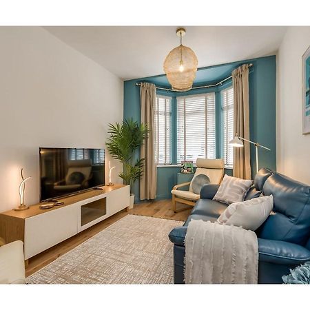Central Belfast Apartments Chic Luxe R&R Exterior foto