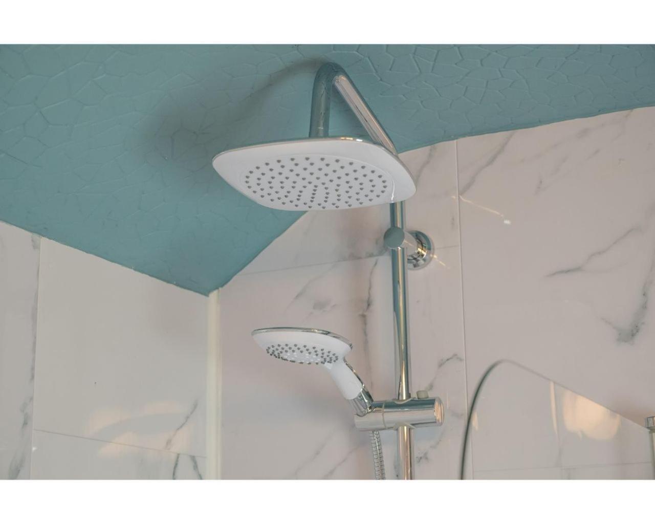 Central Belfast Apartments Chic Luxe R&R Quarto foto