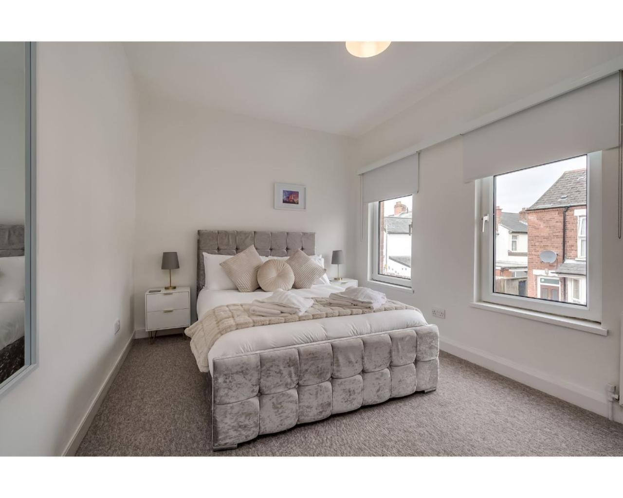 Central Belfast Apartments Chic Luxe R&R Quarto foto